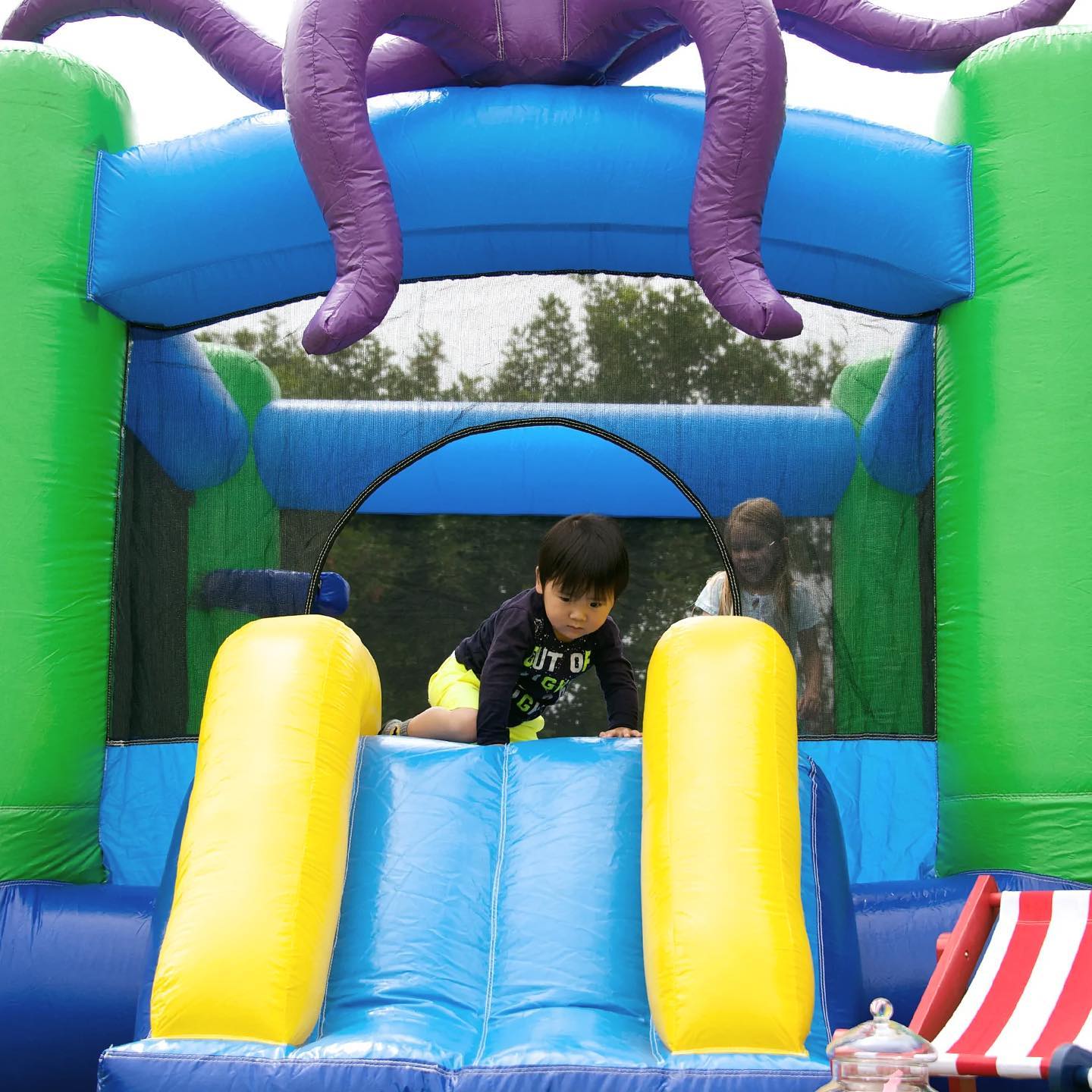 commercial bounce houses with safety in mind