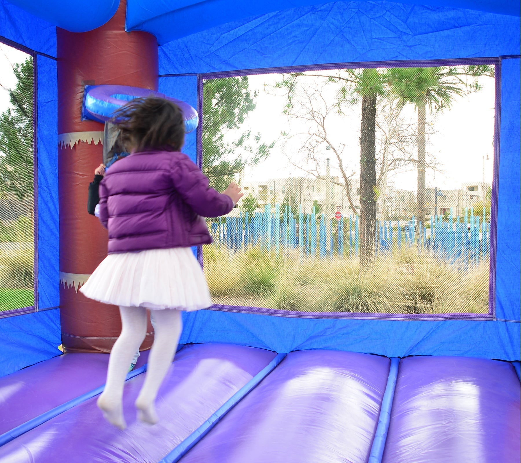 What Makes a Bounce House Ideal for a Toddler Birthday Party?