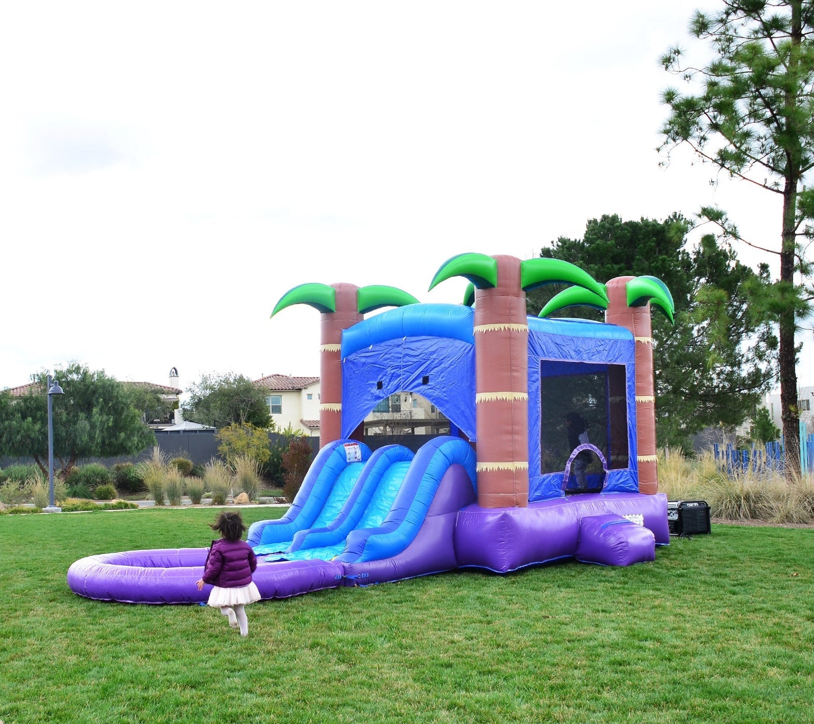 How to Rent a Water-Themed Bounce House for Your Summer Party