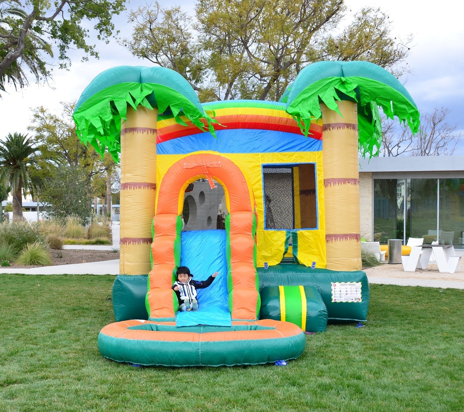 reliable cost-effective bounce house