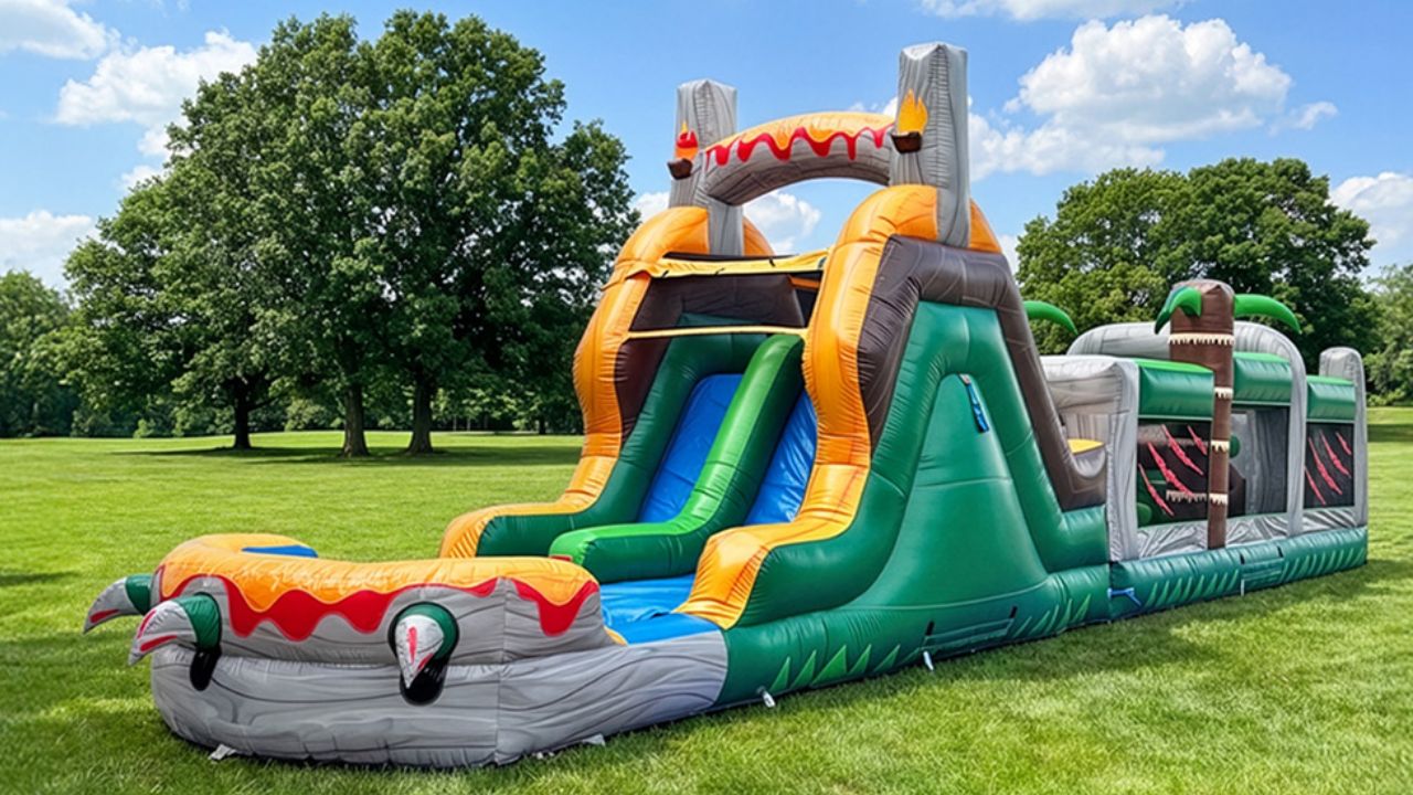 Themed obstacle courses with integrated water features